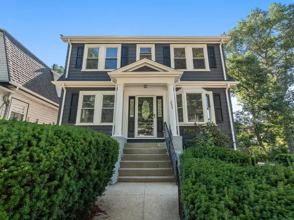 232 Itasca St, Boston, MA 02126