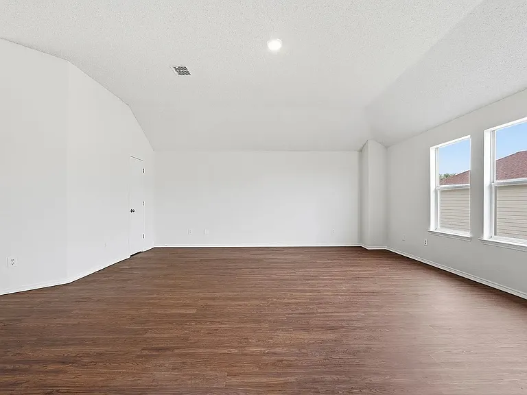 725 Parkford Ln — Photo 19