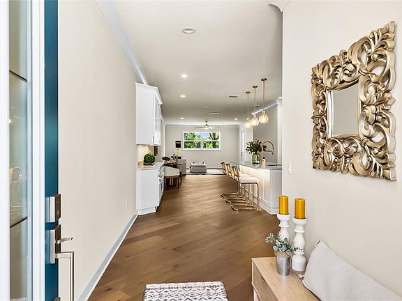 2nd image of 207 ATHENIAN WAY