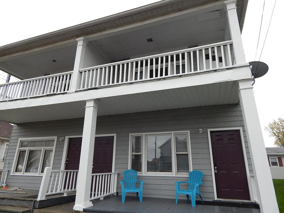 Top left side apartment