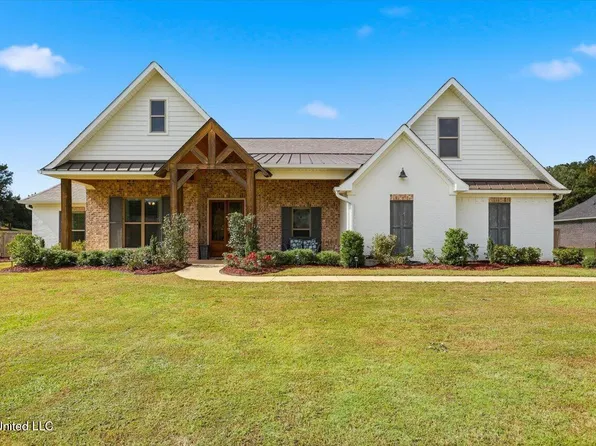 357 Driftwood Ln, Florence, MS 39073