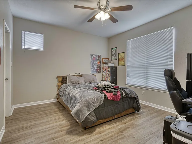 4103 McFarland Dr — Photo 7