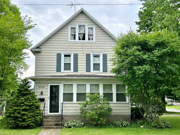 9991 Sampson Ave, Lake City, PA 16423