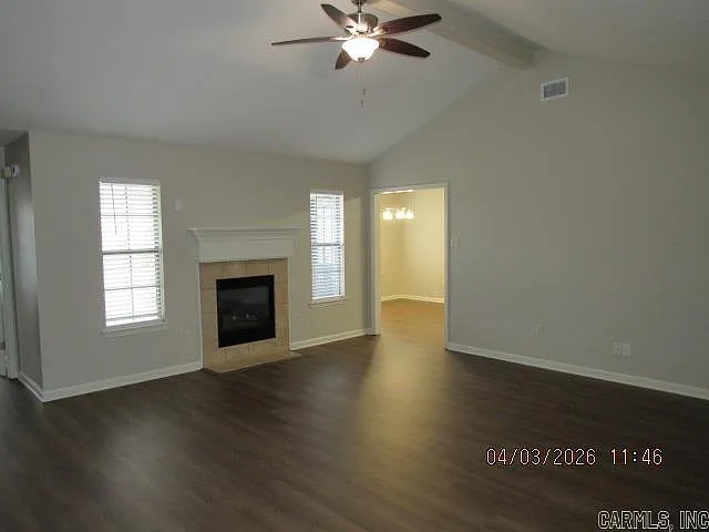 3 bed, 2.0 bath, 1230 sqft, $1,450 — Photo 2