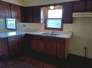 8531-33 W Fairy Chasm Dr, Milwaukee, WI 53224