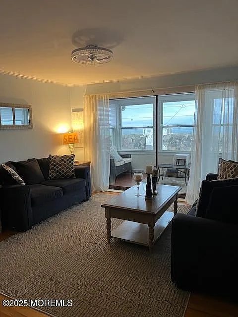 2 bed, 1788 sqft, $3,500 — Photo 3