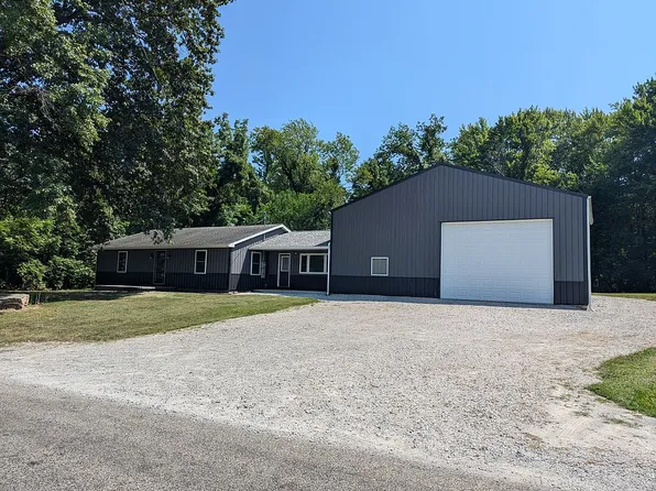 7763 N Stevenson St, Terre Haute, IN 47805