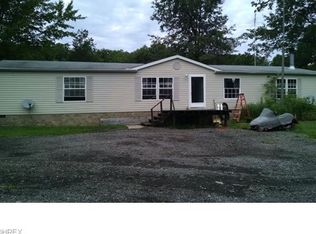 8427 S Girdle Rd, Middlefield, OH 44062
