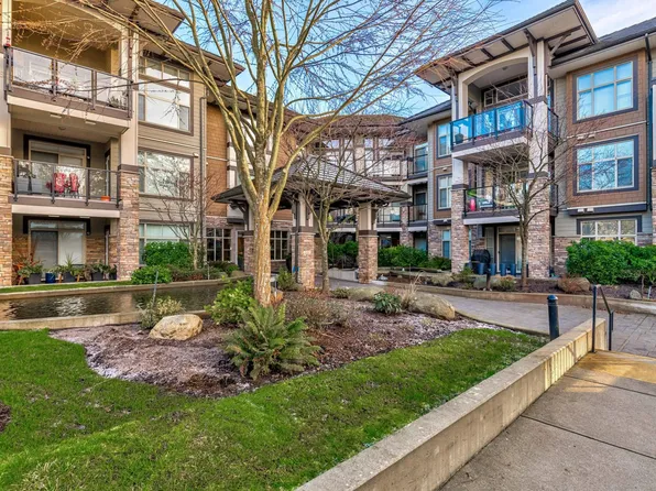 15195 36th Ave #203, Surrey, BC V3Z 4R3