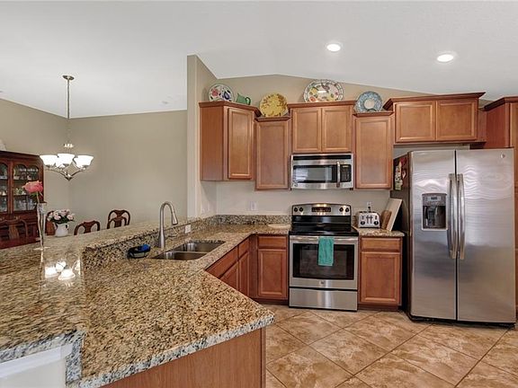 2nd image of 4908 Havilland Dr #2