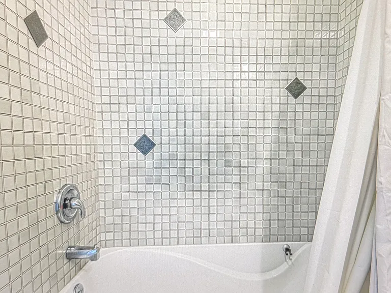 3149 N Drake Ave #2S — Photo 9