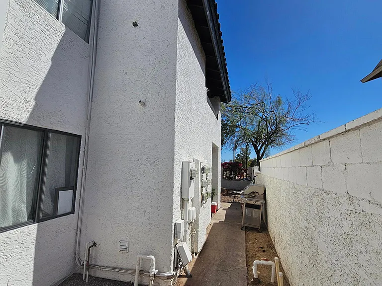 3046 E Marconi Ave #103 — Photo 19