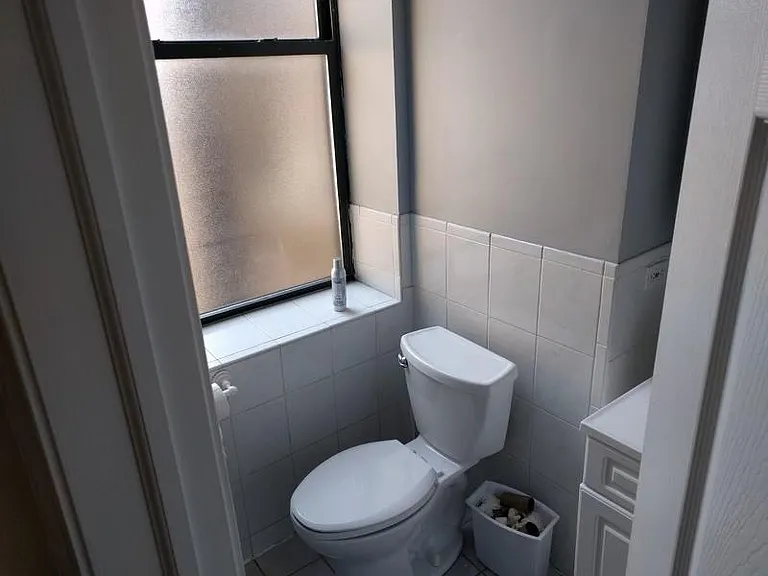 948 N Orleans St #303 — Photo 11