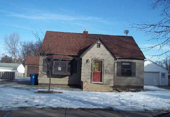 1st image of 153 Arion St E