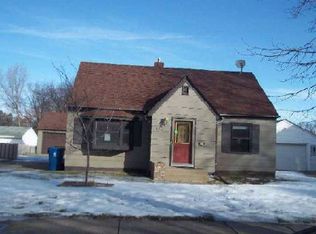 153 Arion St E, West Saint Paul, MN 55118