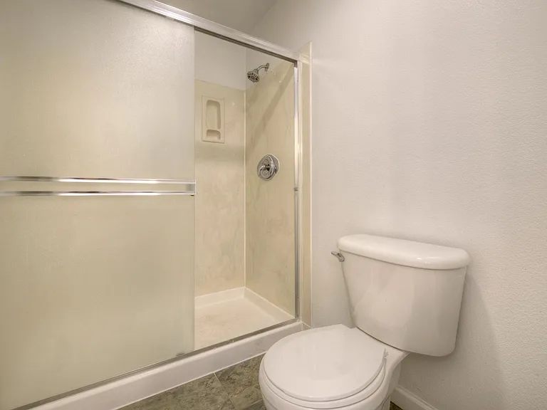 6024 Conness Way — Photo 26
