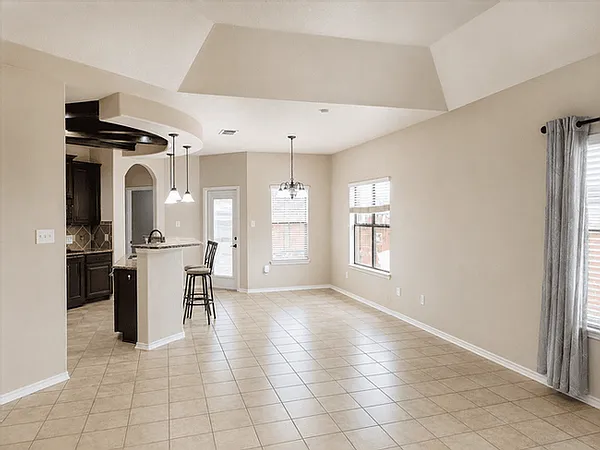 8123 Grissom Post — Photo 5