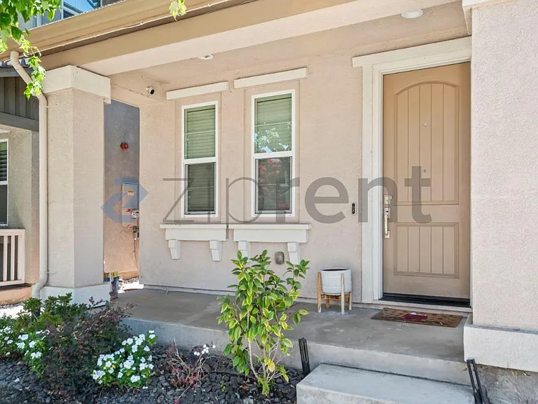 34 Angra Way — Photo 3