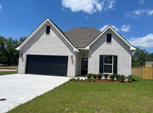2432 Goldfinch Dr, Houma, LA 70364