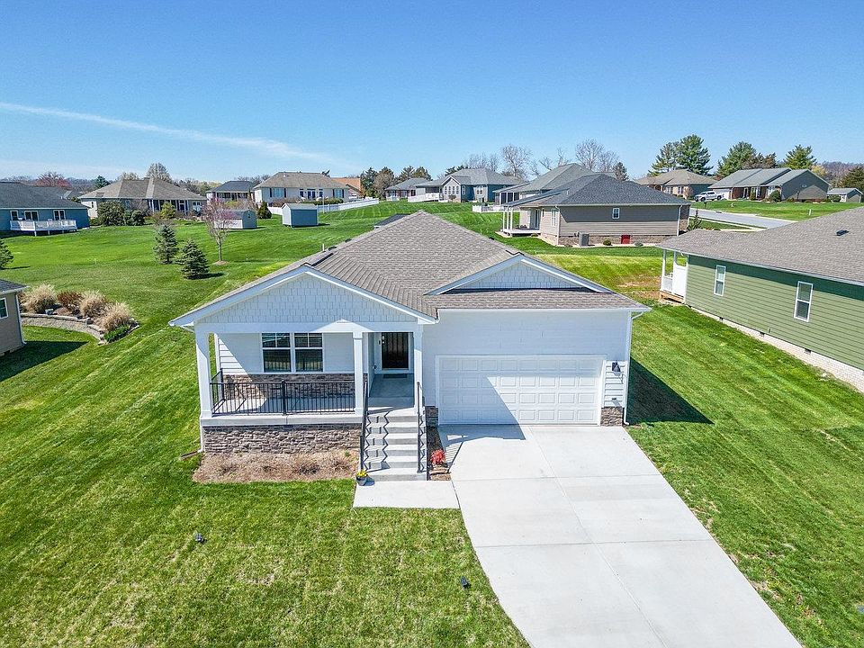 1st image of 30 Birdale Dr