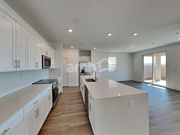 3rd image of 7925 Banquero Ct