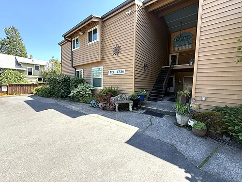 1732 SE Insley St #1732 Photo 1 1732 SE Insley St #1732 Photo 1