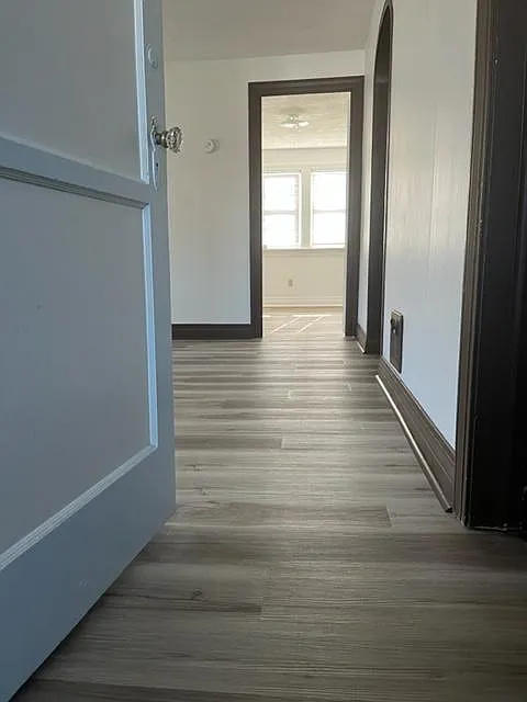 1 bed, 720 sqft, $1,000 — Photo 2