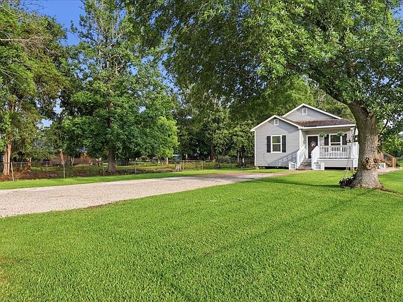 3rd image of 9735 Faggard Rd