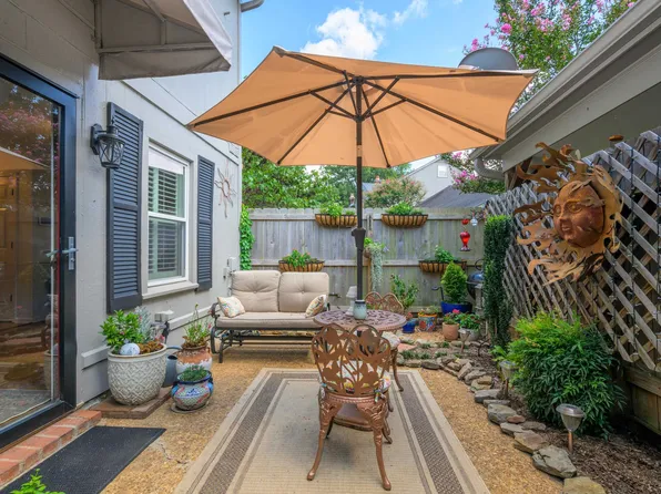 7007 Fords Station Rd #9, Germantown, TN 38138