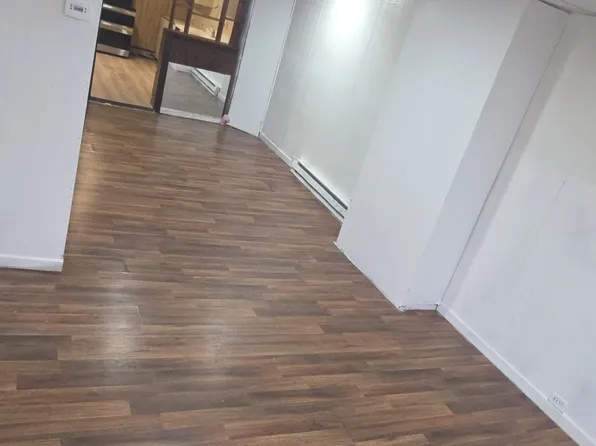 107 N Locust St, Mount Carmel, PA 17851