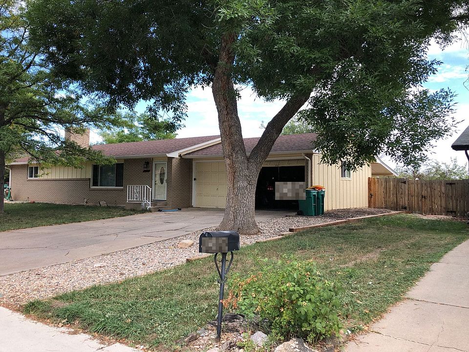 2nd image of 600 Louise Ln