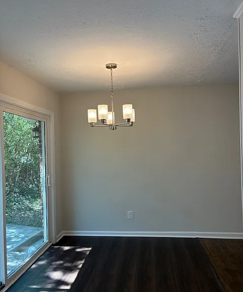 2068 Kenwood Pl SE — Photo 5