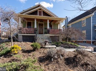 2411 Davis Ave, Alexandria, VA 22302