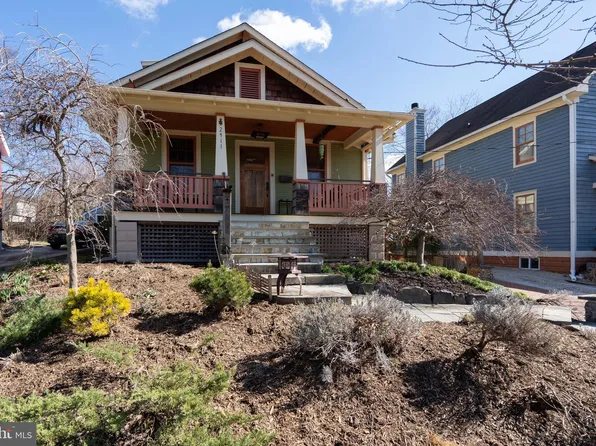 2411 Davis Ave, Alexandria, VA 22302