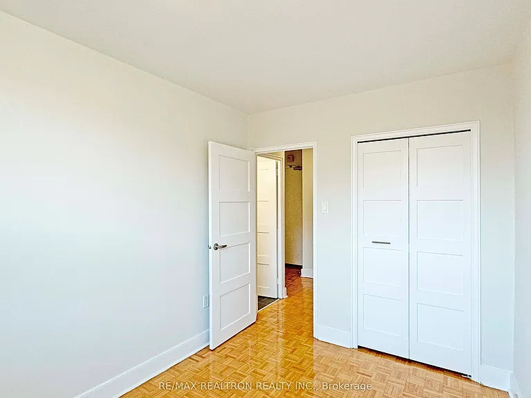 485 Huron St #801 — Photo 10