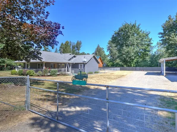 6907 243rd Avenue E, Buckley, WA 98321
