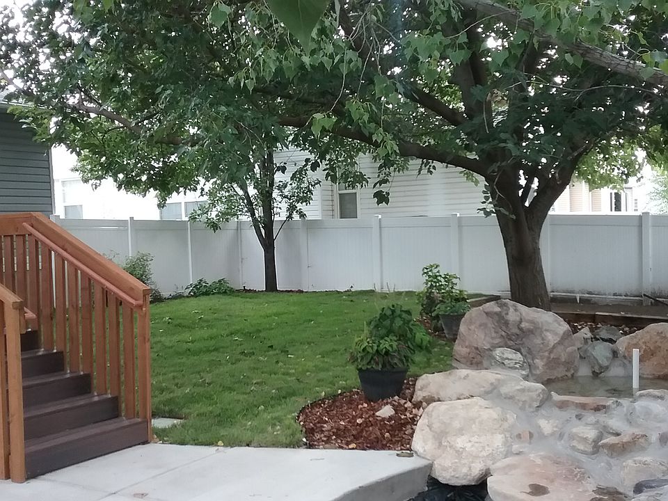 2nd image of 449 E Acoma Rd