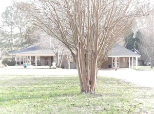 1320 Price Mill Rd, Madison, GA 30650