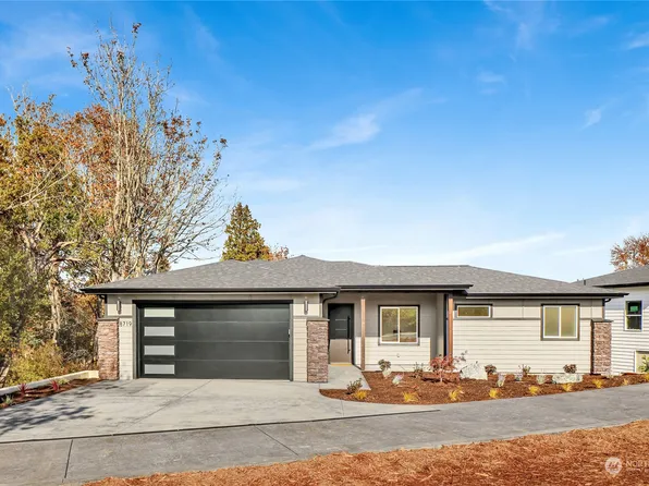 8719 Semiahmoo Drive, Blaine, WA 98230