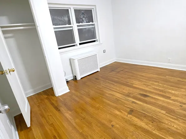 94-07 Alstyne Avenue image 13 of 19