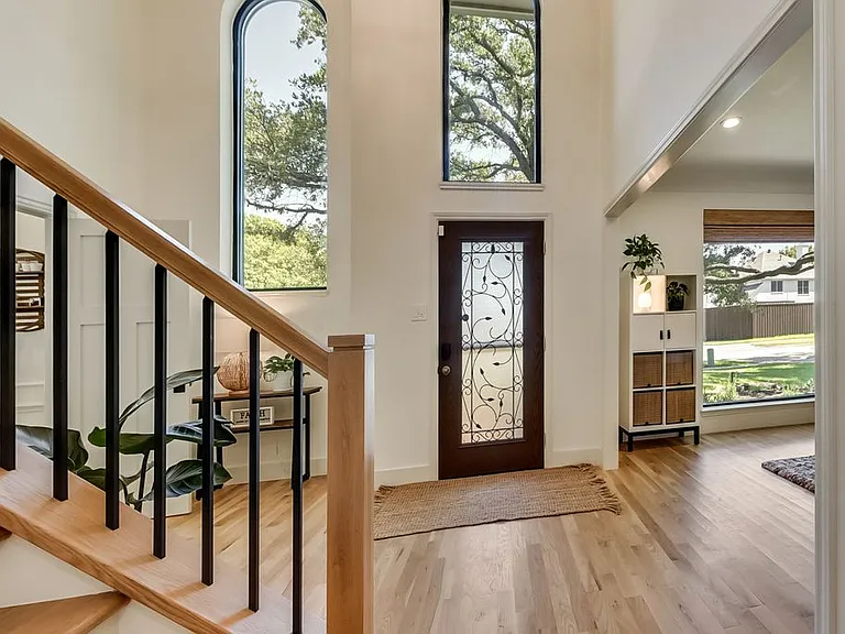 2216 Ridgecrest Trl — Photo 6