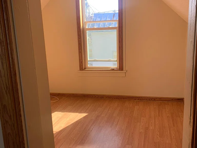 615 W Gambier St — Photo 18