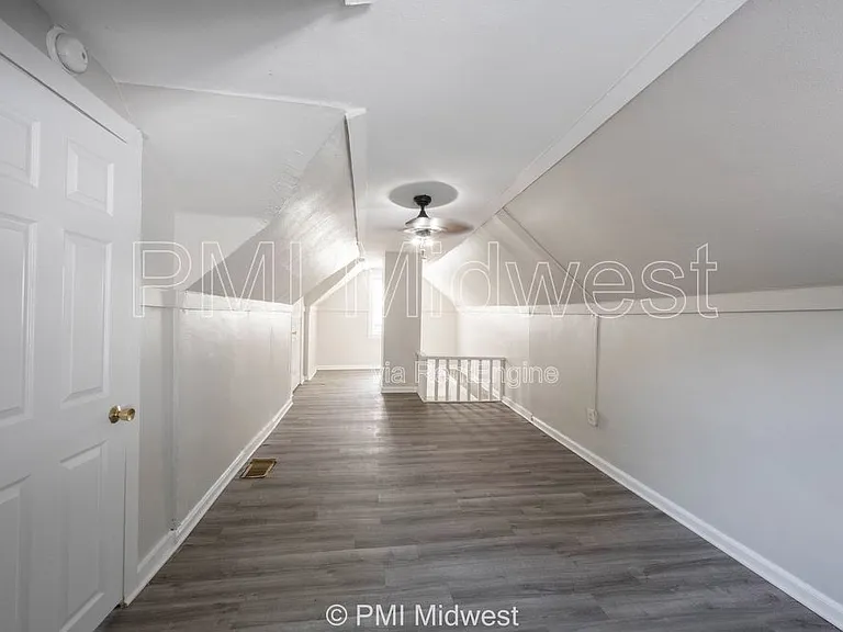 1415 W Pruitt St — Photo 20