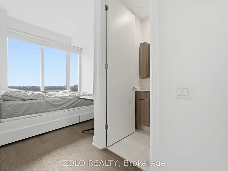 75 Canterbury Pl #Penthouse 303 — Photo 13