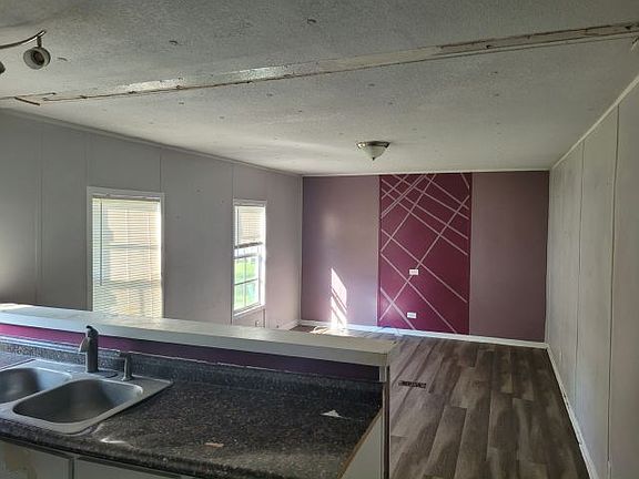 3rd image of 4512 Green Palm Ln #572