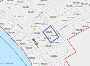 305 Gibbs Ave, Satsuma, FL 32189