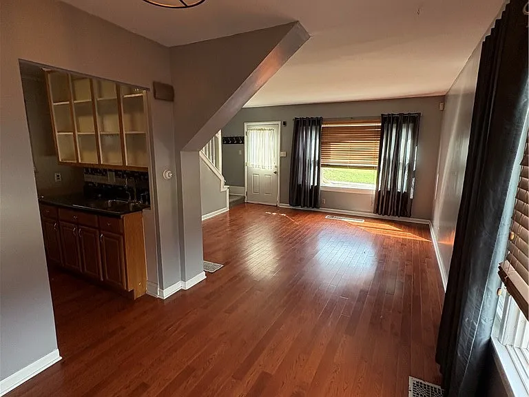 57 Abbottsford Pl — Photo 14