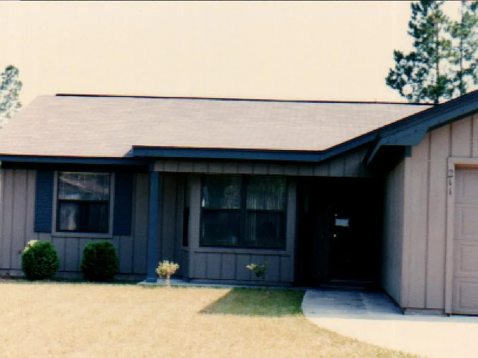 211 Somerset Rd