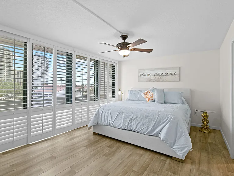 4200 N Ocean Dr #1 — Photo 50