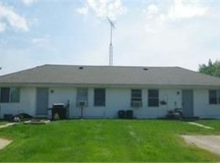 16792 Clay Hill Rd APT 4, Dubuque, IA 52002